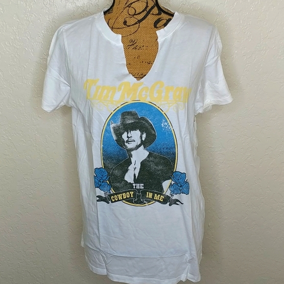 Letluv Tops - LetLuv Tim McGraw Graphic Tee